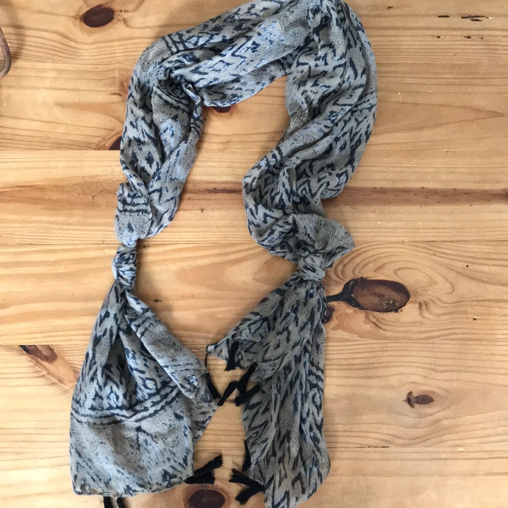 Women’s Multi-color fashion Scarf